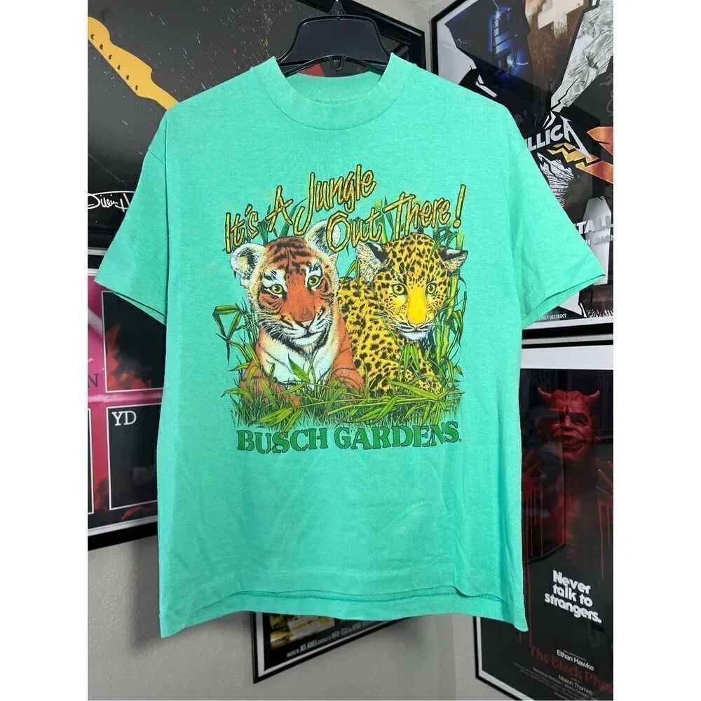 Vintage 80s Busch Gardens Its A Jungle Out There Tee